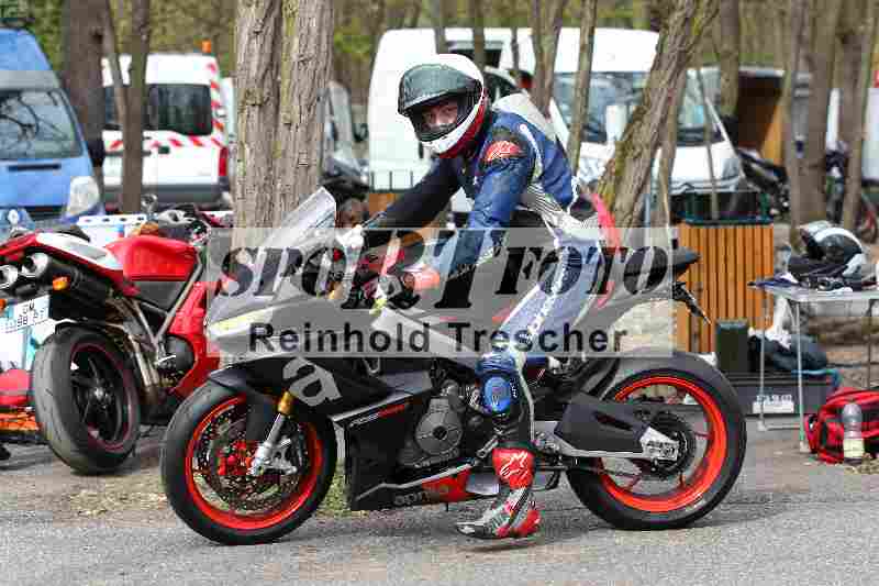 /Archiv-2023/06 10.04.2023 Moto Club Anneau du Rhin/Impressionen